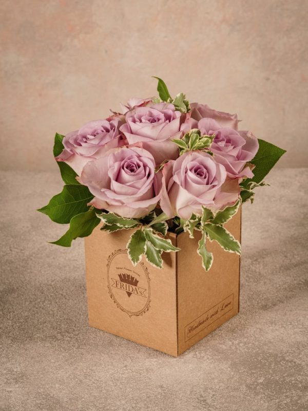 Box Rose Lilla Frida’s, una piccola box di cartone riciclato che esprime raffinatezza ed eleganza