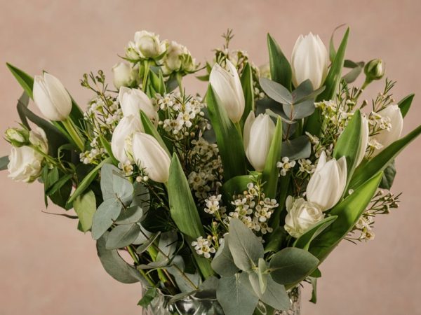 Bouquet Moby Dick Bouquet di tulipani bianchi e dai toni invernali