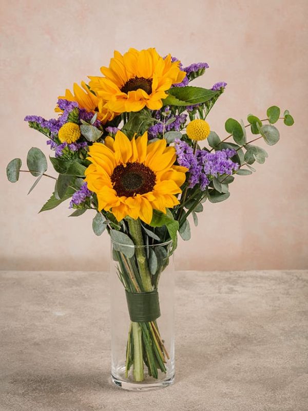 Bouquet Here Comes The Sun mazzo di girasoli e fiori di statice viola