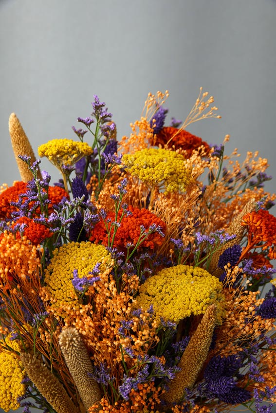 Bouquet Salento fiori secchi di colore giallo, arancio e viola
